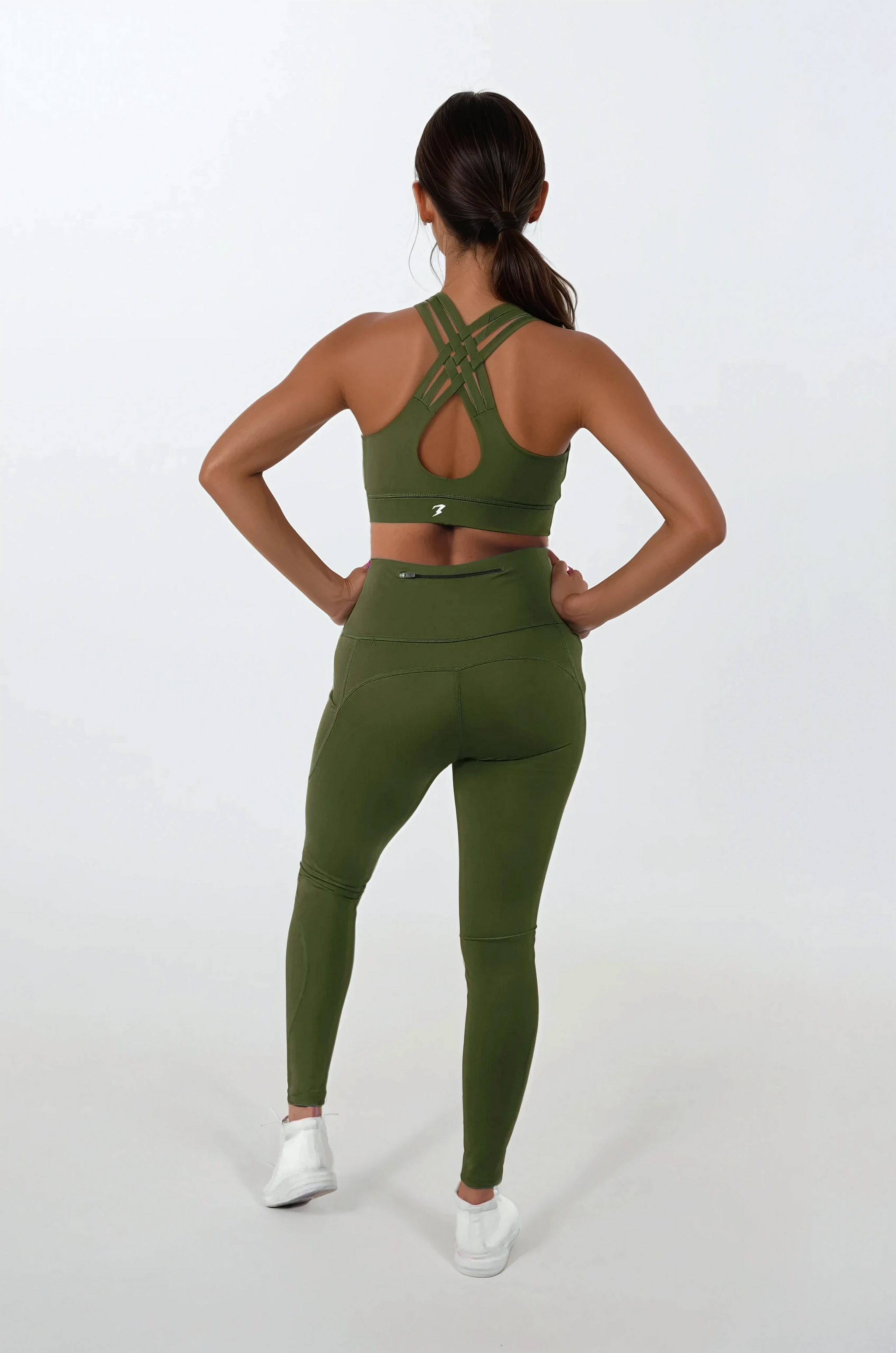 breath able green gym set for high-intensity workouts